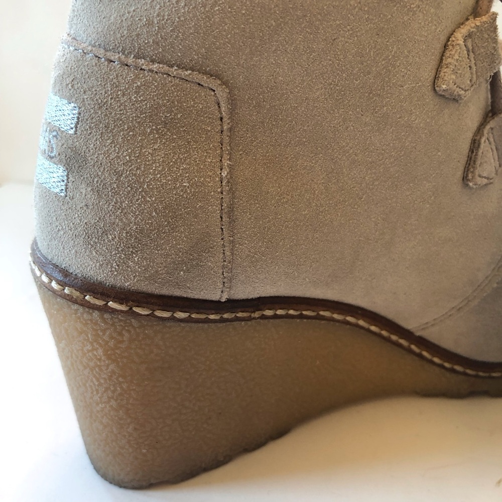 TOMS Gray Suede Size 5 Women’s Wedge Heel Bootie-Send your offer! 🍁 - Picture 9 of 14